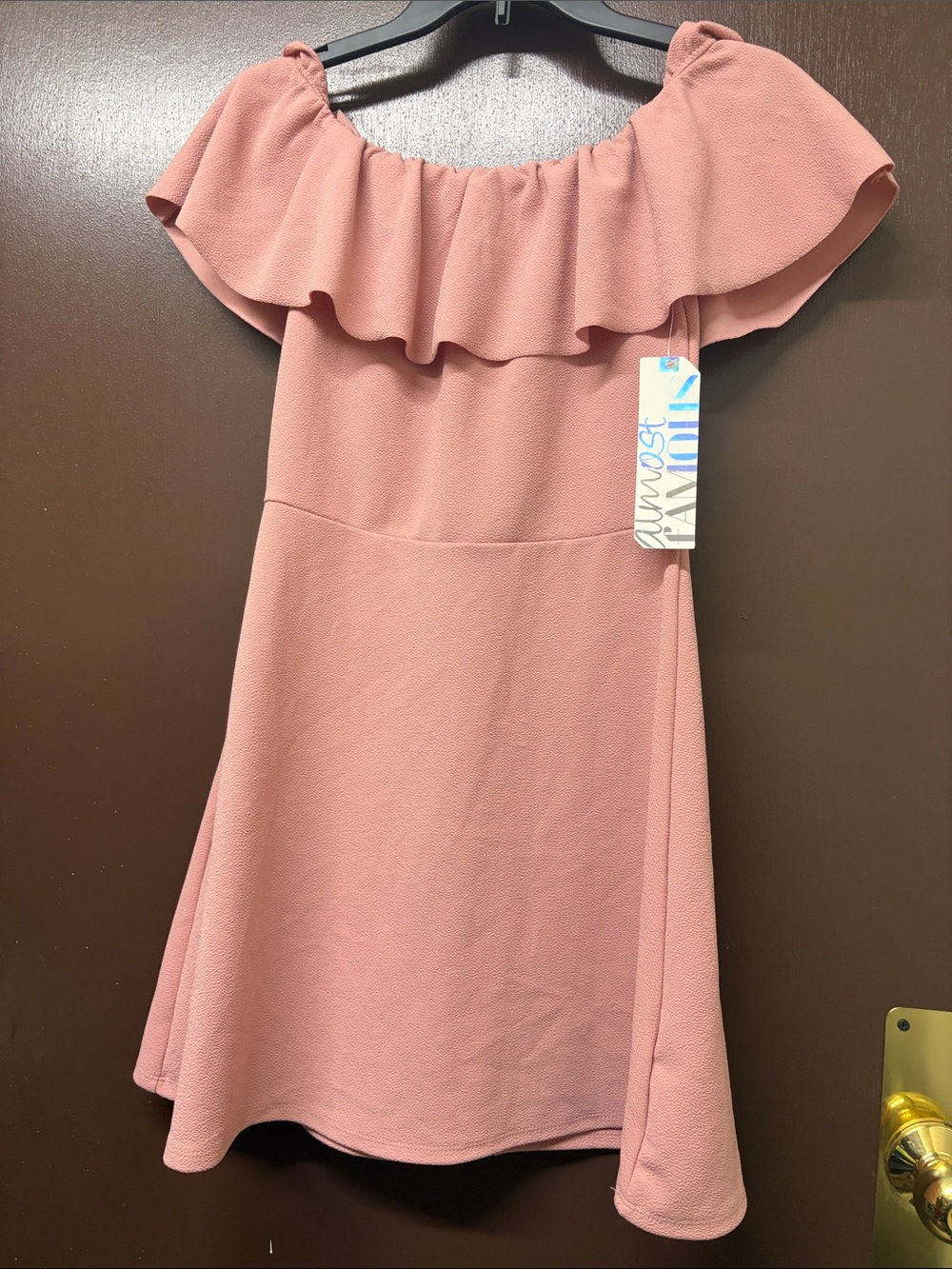 Almost Famous Off-Shoulder Ruffle Midi Dress in Dusty Rose